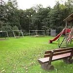 Apartamento Karl Haus Kmb Seeappartement Am Ossiacher See, Hallenbad, Skiarena Gerlitzen Bodensdorf