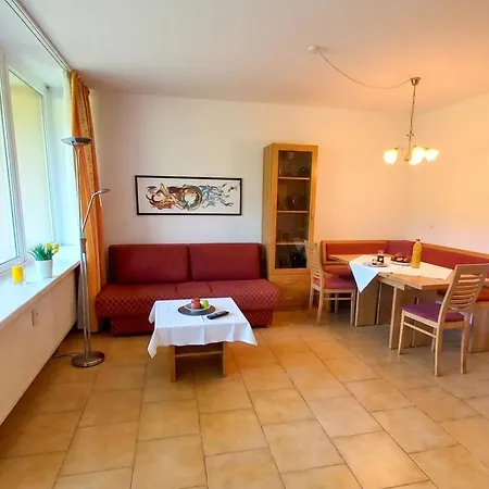 Karl Haus Kmb Seeappartement Am Ossiacher See, Hallenbad, Skiarena Gerlitzen Apartamento *