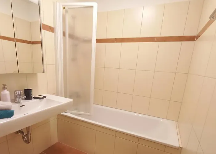 Karl Haus Kmb Seeappartement Am Ossiacher See, Hallenbad, Skiarena Gerlitzen דירה בודנסדורף